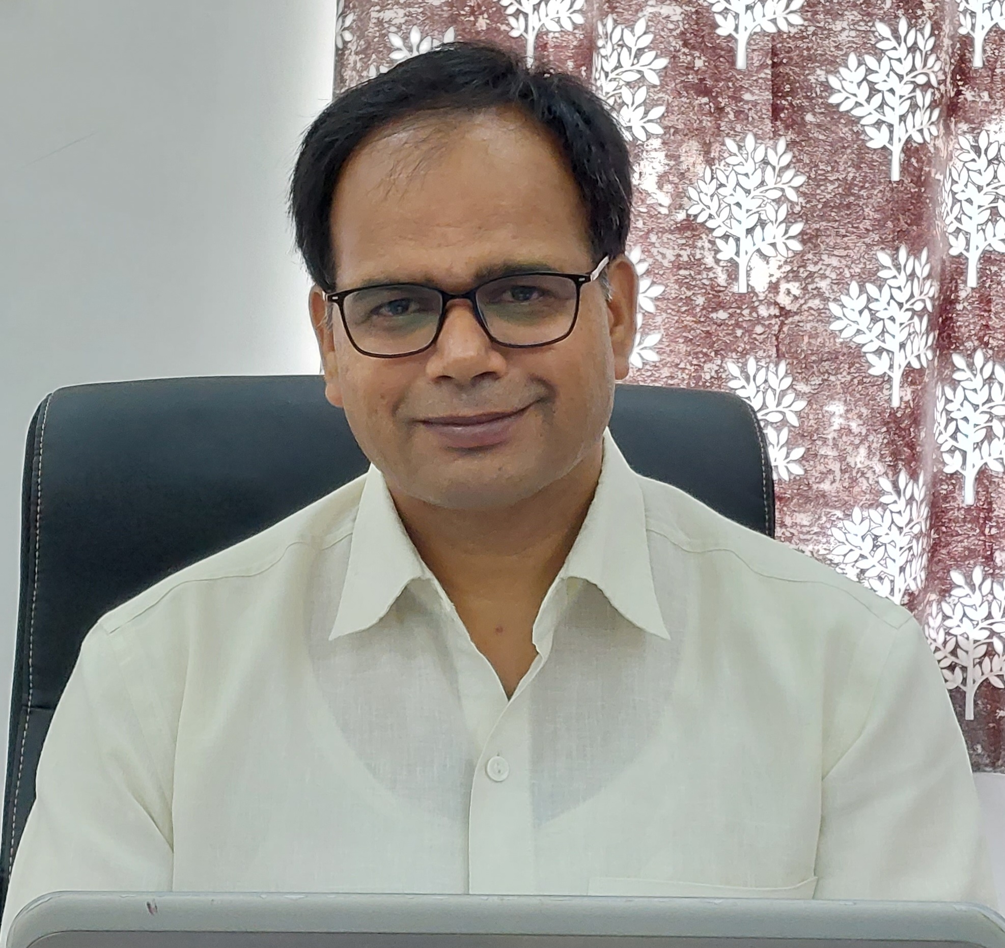 Dr. Vinod  Sen